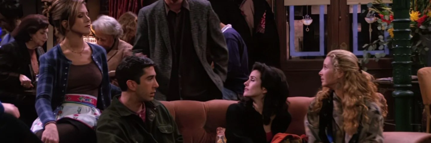 Кадр из 15 серии 1 сезона