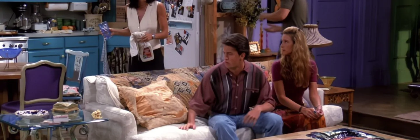 Кадр из 2 серии 1 сезона