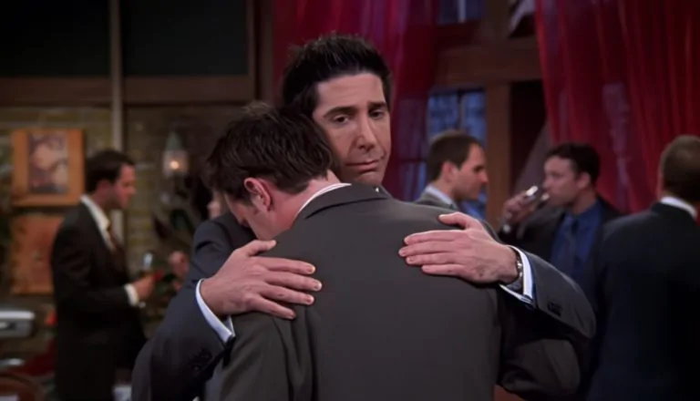 Момент из 12 серии 10 сезона