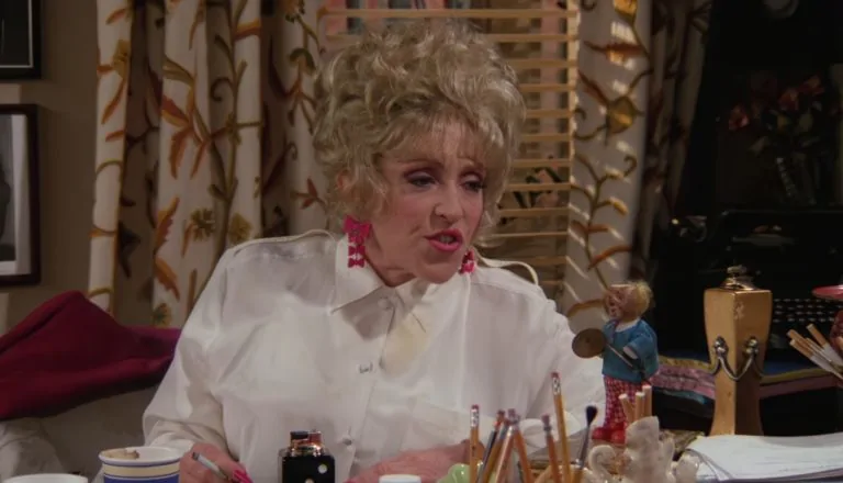 Момент из 19 серии 2 сезона