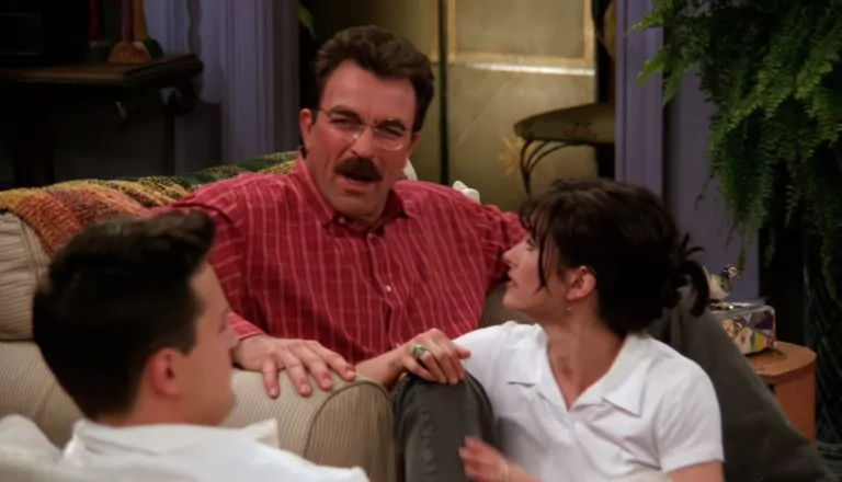 Момент из 24 серии 2 сезона