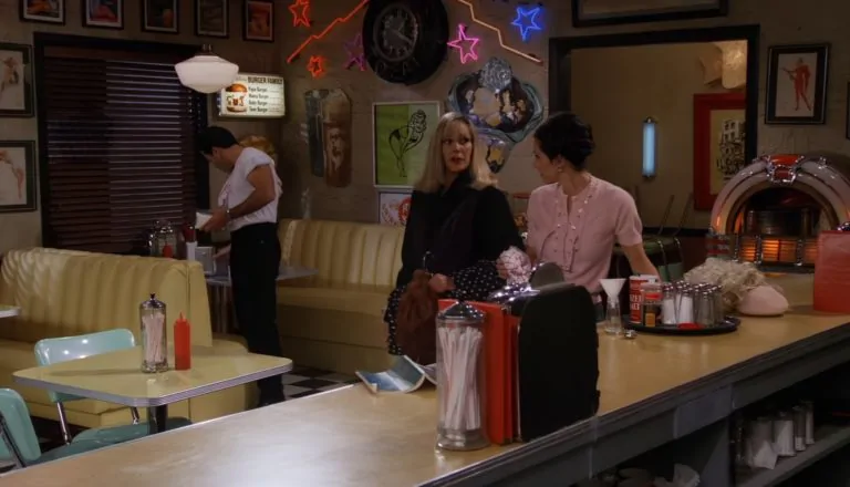 Момент из 12 серии 3 сезона