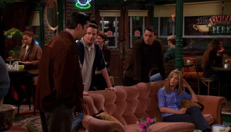 Момент из 6 серии 4 сезона