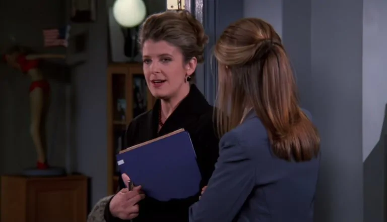 Момент из 9 серии 4 сезона