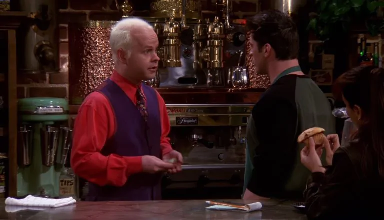 Момент из 13 серии 6 сезона