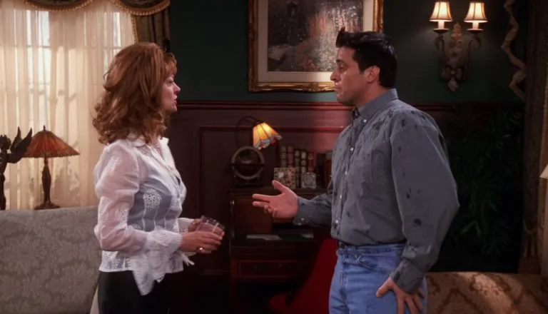 Момент из 15 серии 7 сезона