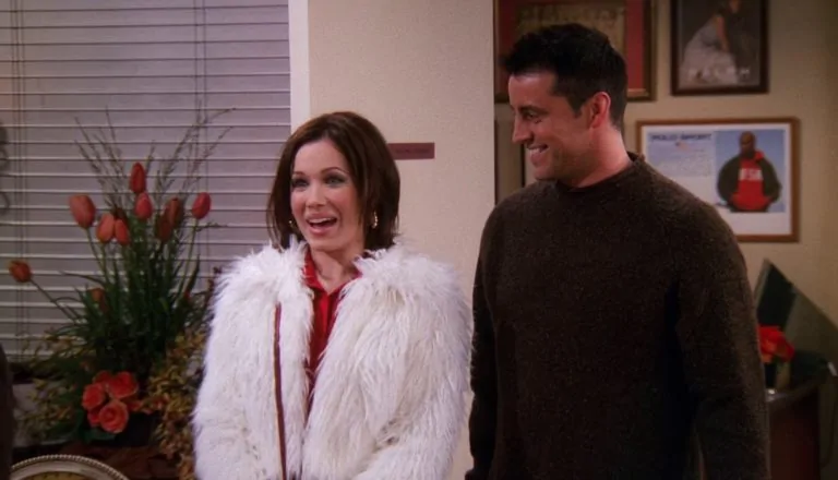 Момент из 10 серии 8 сезона