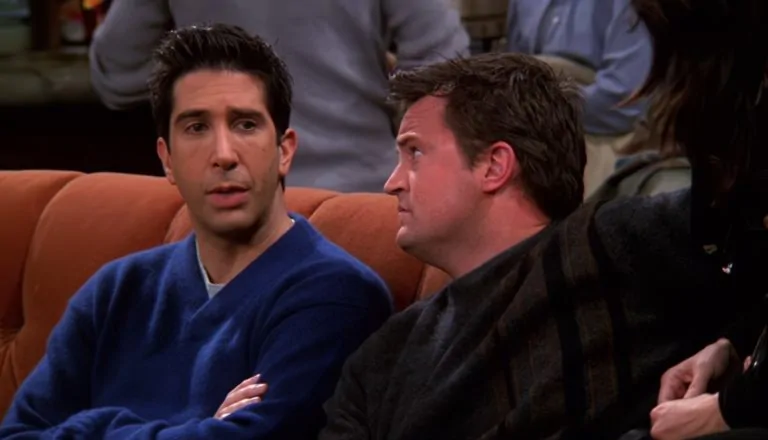 Момент из 8 серии 8 сезона