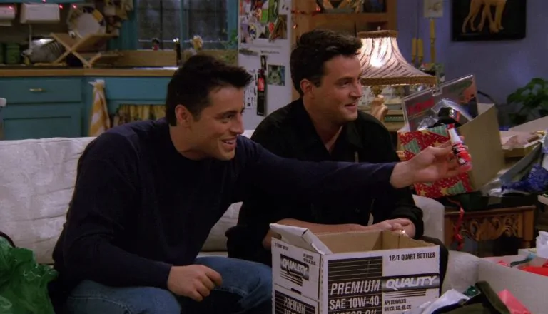 Момент из 10 серии 9 сезона