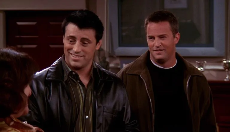 Момент из 7 серии 9 сезона